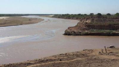 Obras de mantenimiento optimizan el ingreso de las aguas del Pilcomayo