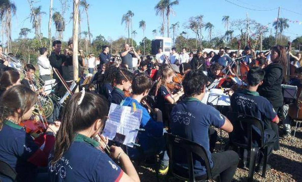 Se inaugur� el jard�n materno infantil de la escuela 875 de Iguaz�