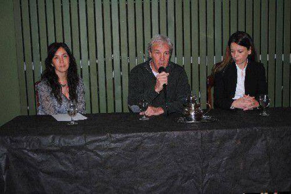 Chascom�s: Se realiz� la jornada sobre la nueva ley de Salud Mental