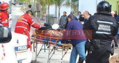 Dos j�venes con graves heridas al chocar con un m�vil policial