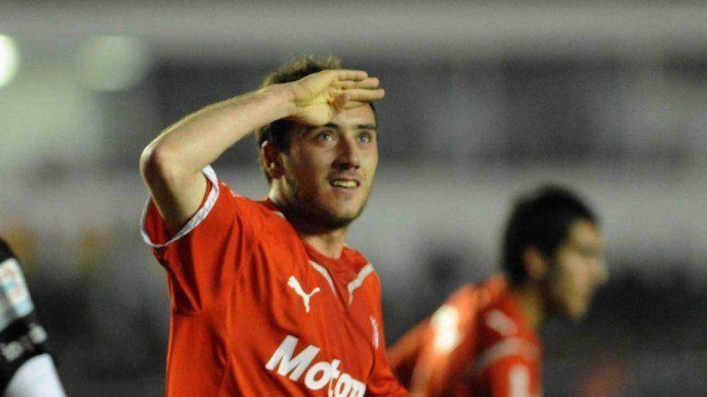 El Diablo meti� la cola... Independiente le gan� a Olimpo en el final y enmudeci� el 