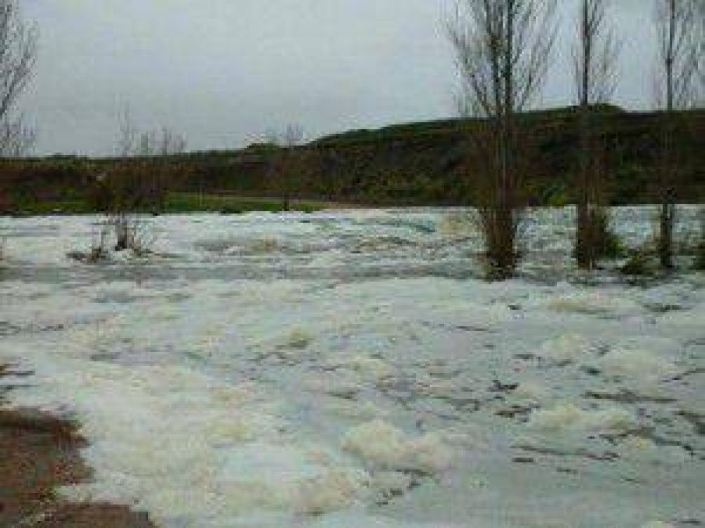 Oriente: cortaron el acceso al Puente Viejo