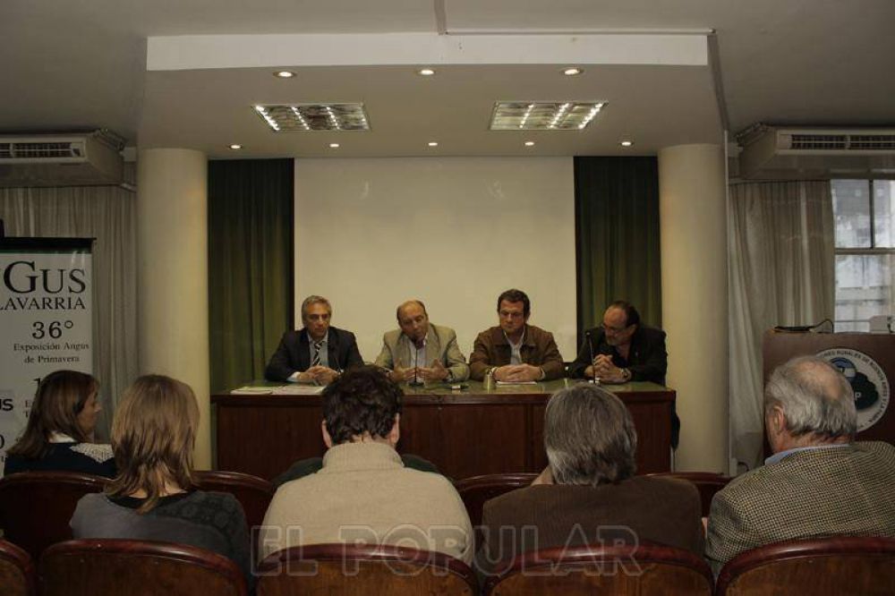 Presentaron en Capital la Expo 2014 Olavarr�a