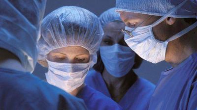 Medicina: otorgar�n becas de $5 mil a estudiantes del interior