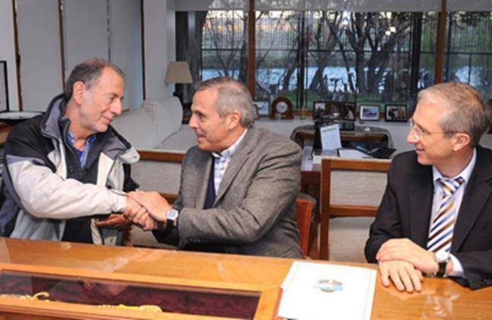 Neuqu�n se suma al Mejoramiento Rural Incluyente