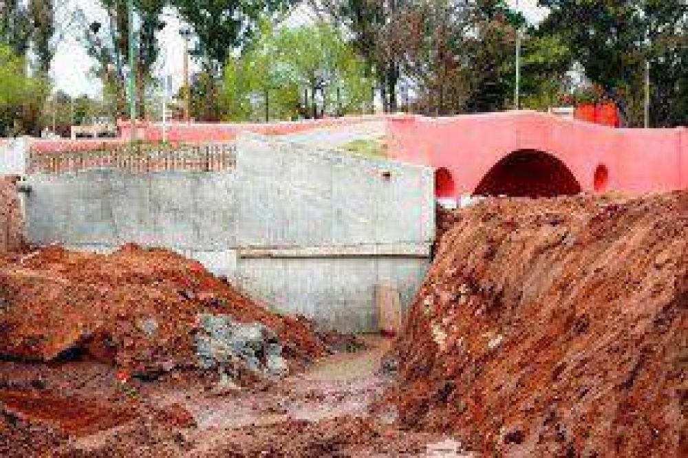 La obra Aliviador del Puente Viejo sigue a buen ritmo