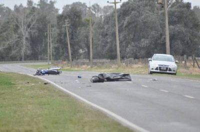 Accidente sobre la Ruta 21: un joven de 24 a�os muri� al chocar a otra moto y luego a un auto