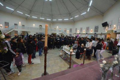 Despiden los restos de la beba v�ctima de violencia intrafamiliar