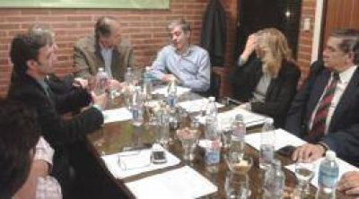 Cano y los citricultores coincidieron en defender las econom�as regionales