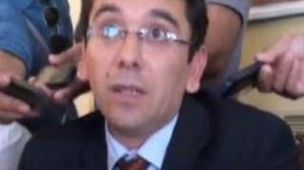 Desde el Gobierno ponen pa�os fr�os a la interna del PJ y afirman que Mera es parte de la f�rmula y la gesti�n