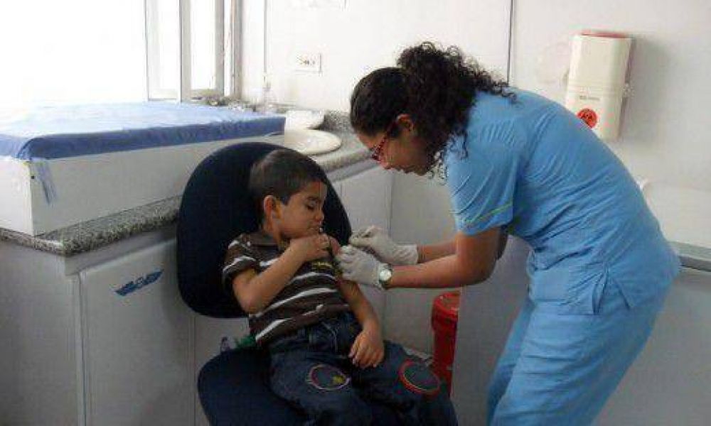 Esperan vacunar a 230.000 ni�os cordobeses contra el sarampi�n, rub�ola y polio