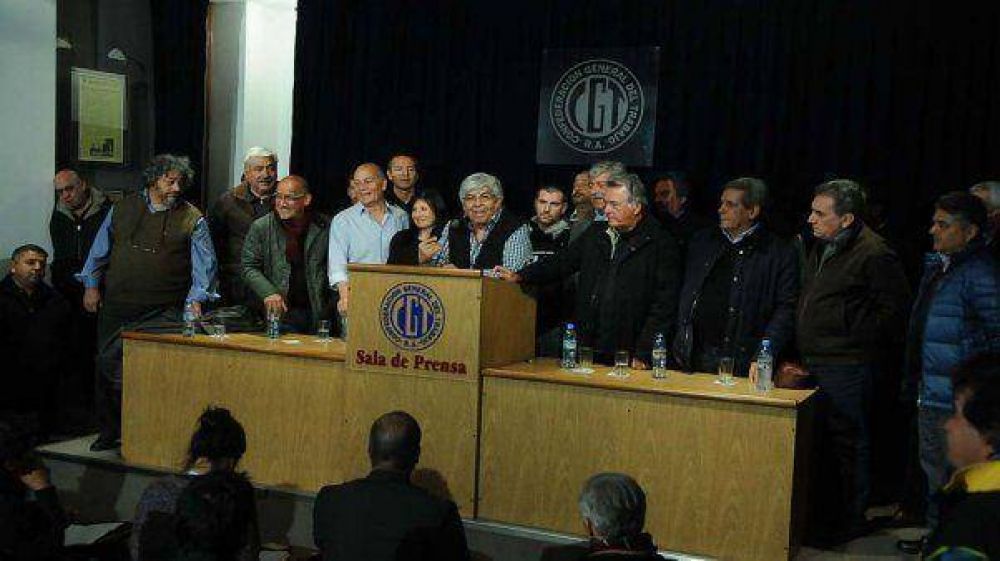 Moyano confirm� que el paro ser� con piquetes y pidi� que no haya violencia