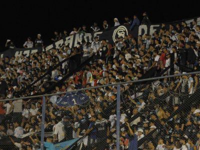 Independiente Rivadavia jugar� de noche en el Gargantini ante Atl�tico Tucum�n