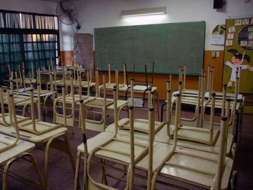 Jueves sin colectivos por el paro: los alumnos tendr�n falta justificada