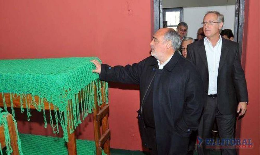 Colombi estren� refacciones en un jard�n, un terciario y un albergue deportivo municipal