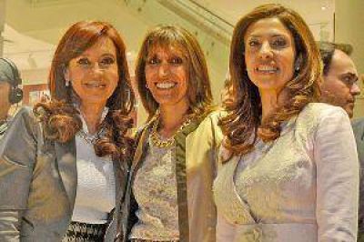 La candidata a intendenta por Loreto dialog� con la Presidenta