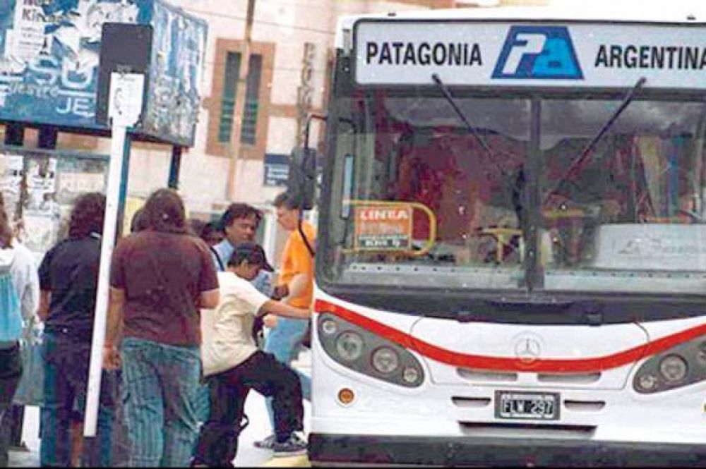 Desde el lunes los estudiantes de toda la provincia no pueden canjear los vouchers