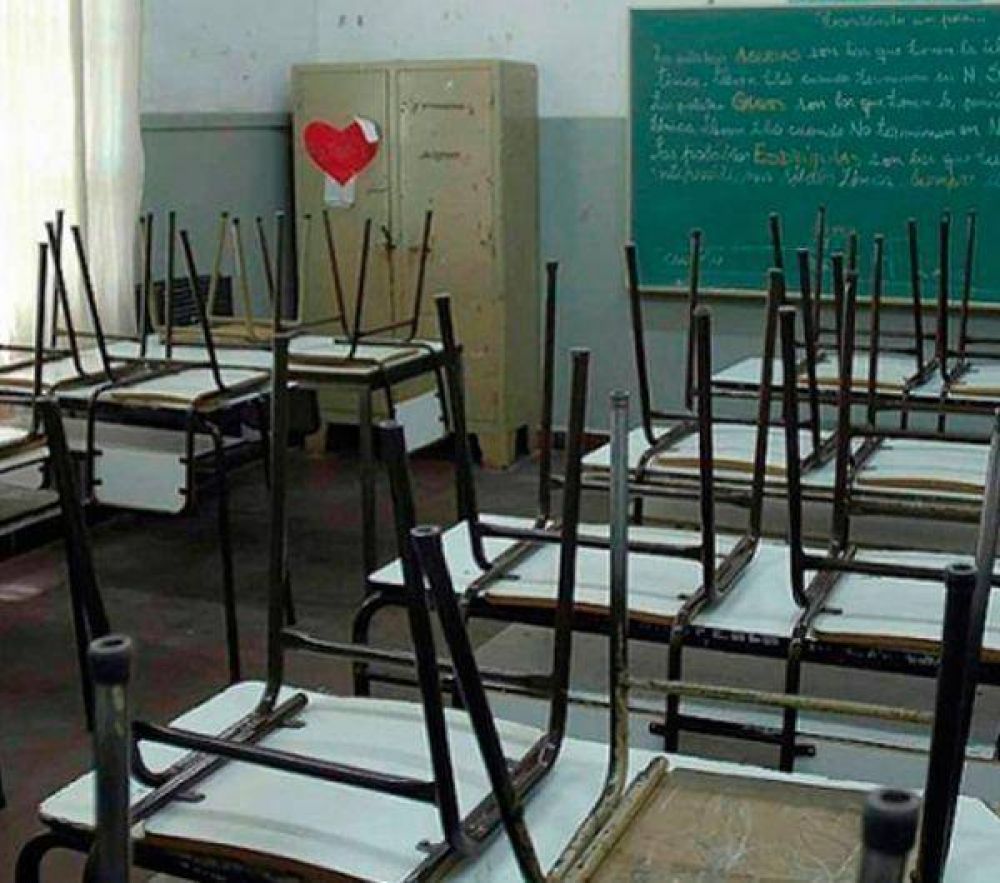 Docentes de la Provincia adhieren al paro nacional de este jueves
