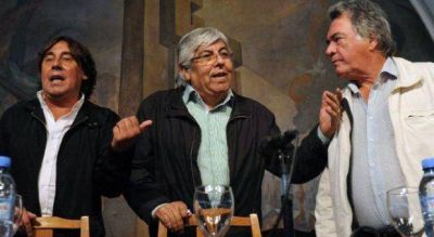 Sin trenes, con colectivos y con aulas vac�as, el paro general ya se siente en la Provincia