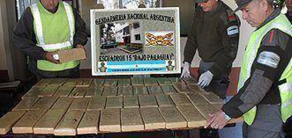 Incautaron 50 kg de marihuana en Tatan�