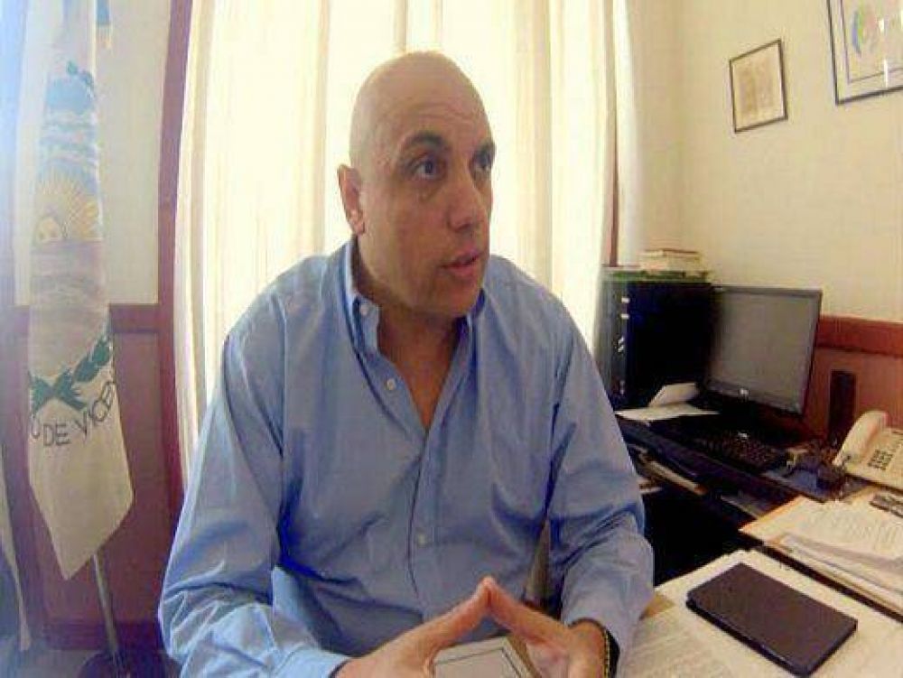 C�sar Torres, sobre el metrob�s: �Va a ayudar mucho al comercio y la inversi�n�