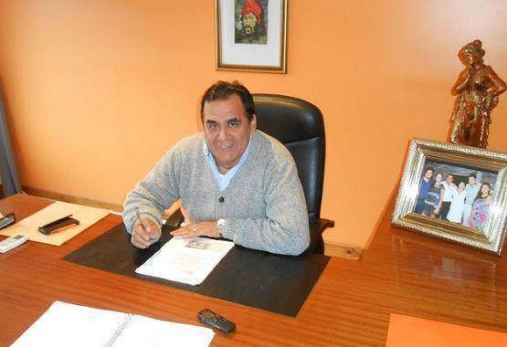 Para Jos� Molina, el problema de Z�ccaro en Pilar es �la no gesti�n�