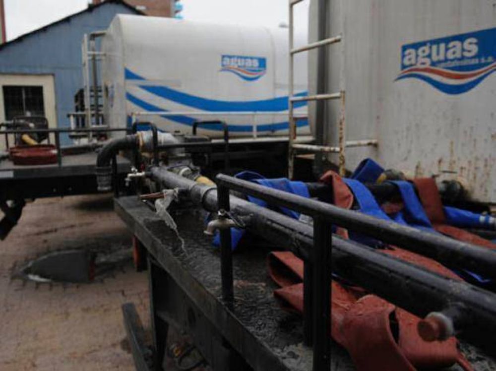 Consumidores judicializar�n la suba de Aguas