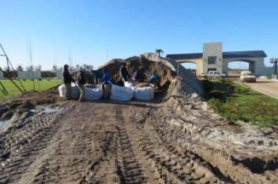 Reparaci�n de caminos y mantenimiento de bombas de desagote