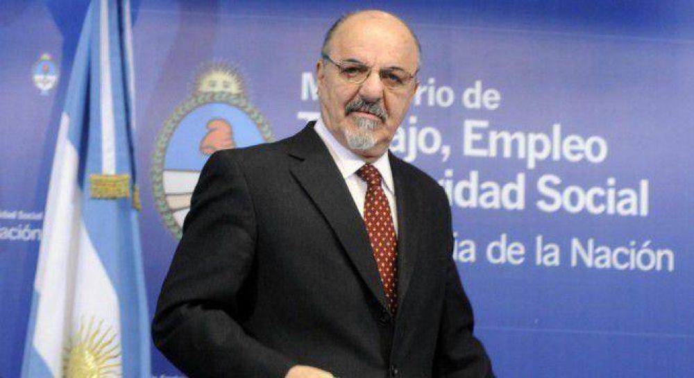 El Gobierno redobla la apuesta a los gremios: no toca Ganancias ni reabre paritarias