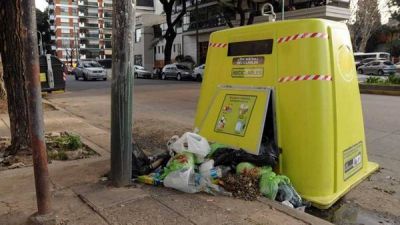 Pese al alerta por el paro, las calles amanecieron llenas de basura