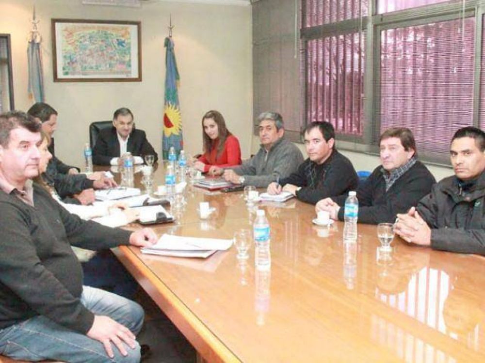 El Intendente busca mejorar los servicios municipales