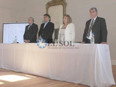 Los 25 a�os de la Justicia local