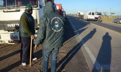 El paro nacional se sinti� en los bancos y las rutas