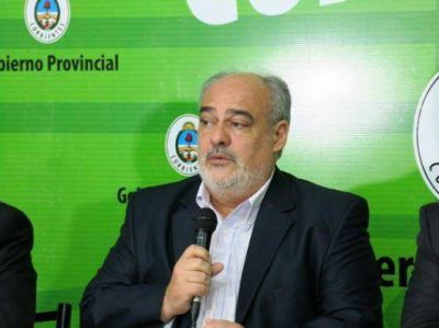 Ricardo insiste en el Decreto cuestionado