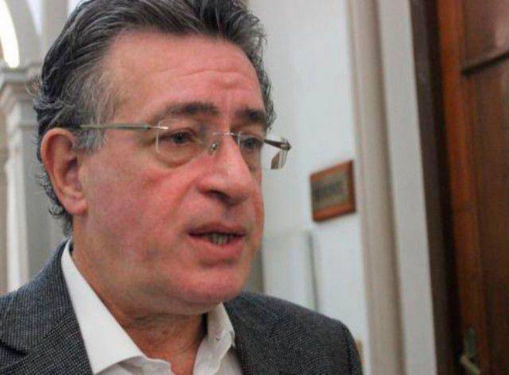 �Con la visi�n pol�tica de Mariotto, podemos llegar a marzo del a�o que viene sin problemas�, asegur� Oliva