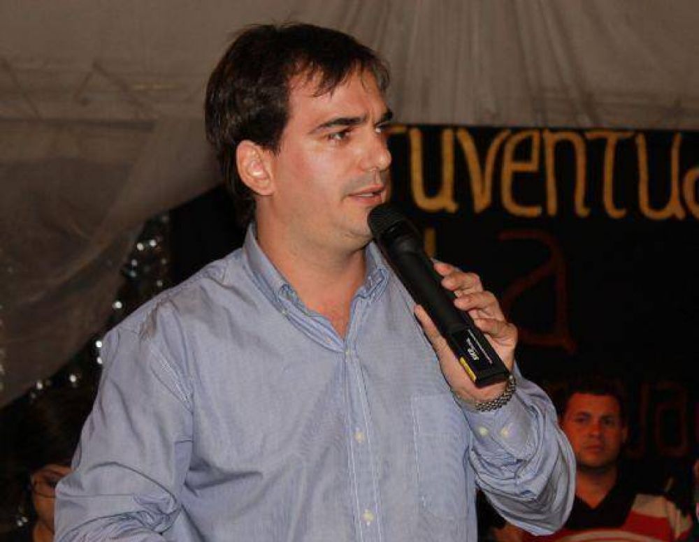 Gast�n Condenanza: �Tenemos la esperanza de ser parte de algo que va a cambiar la Argentina a partir del 2015�