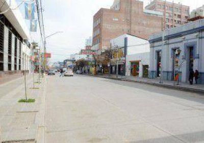 Por la falta de servicios, el paro se sinti� en la ciudad 