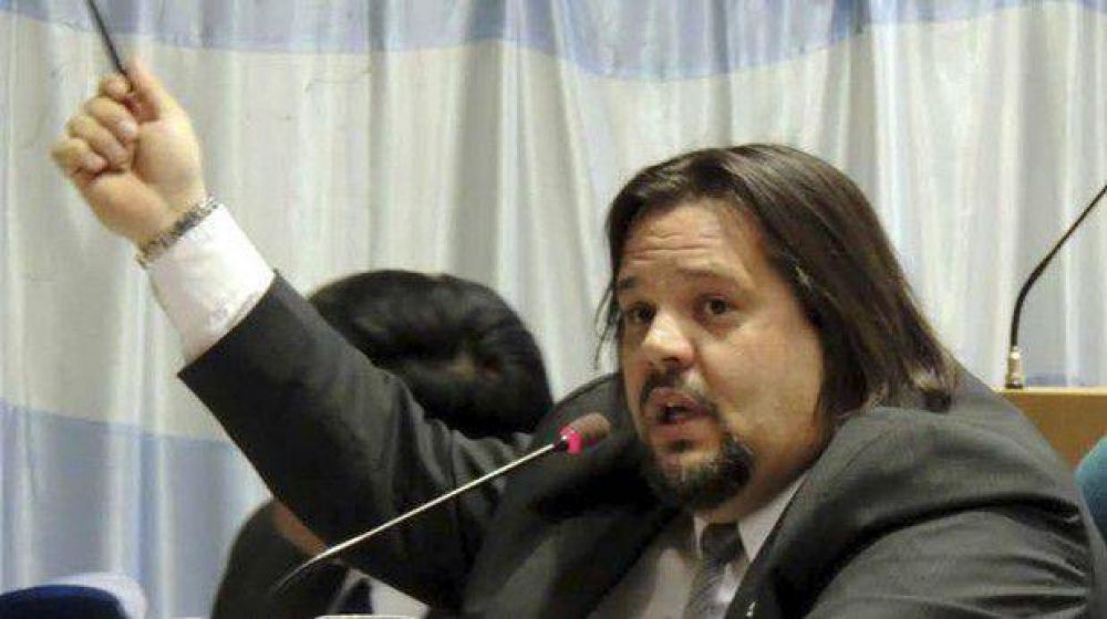 La Legislatura aprob� restituir la identidad original a Lago Posadas