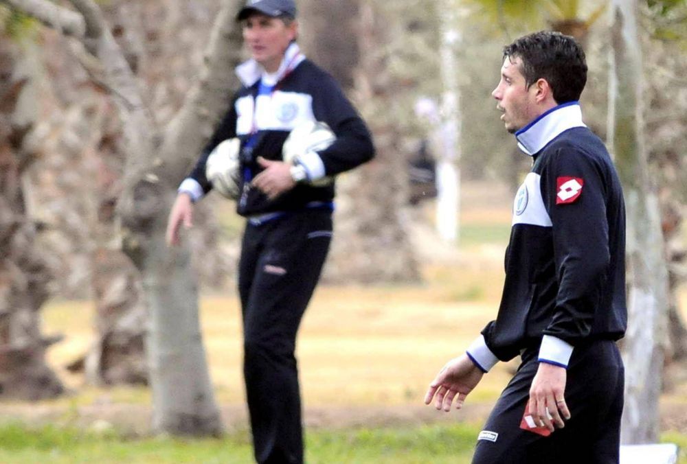 Godoy Cruz tambalea pero no se �Tomba�