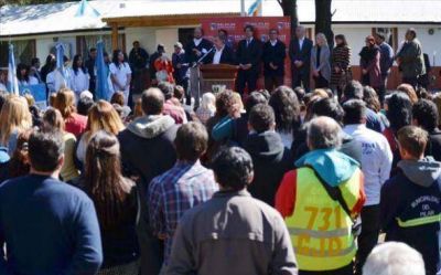 El Municipio inaugur� nuevo Centro de Salud en Pilar