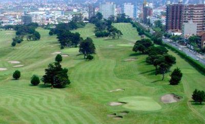 Golf: �Reducir la altura del cerco para favorecer la vista al mar�
