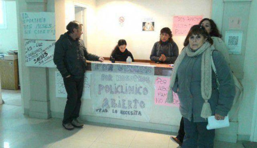 Policl�nico: �es un problema de salud, no laboral�