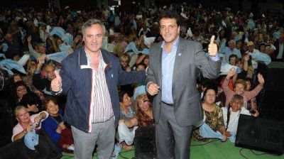 Con iron�a y cr�ticas, el massismo respondi� la chicana de Scioli