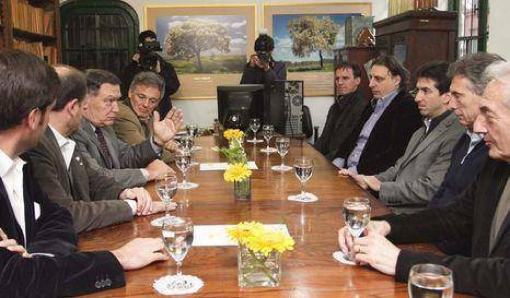 La Ciudad firm� convenio con Fundaci�n Vida Silvestre