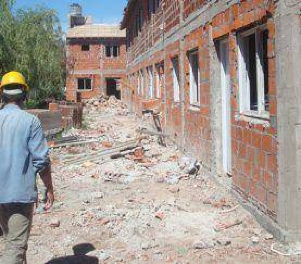 Guti�rrez: Promete obras pero tropieza m�s con los vecinos