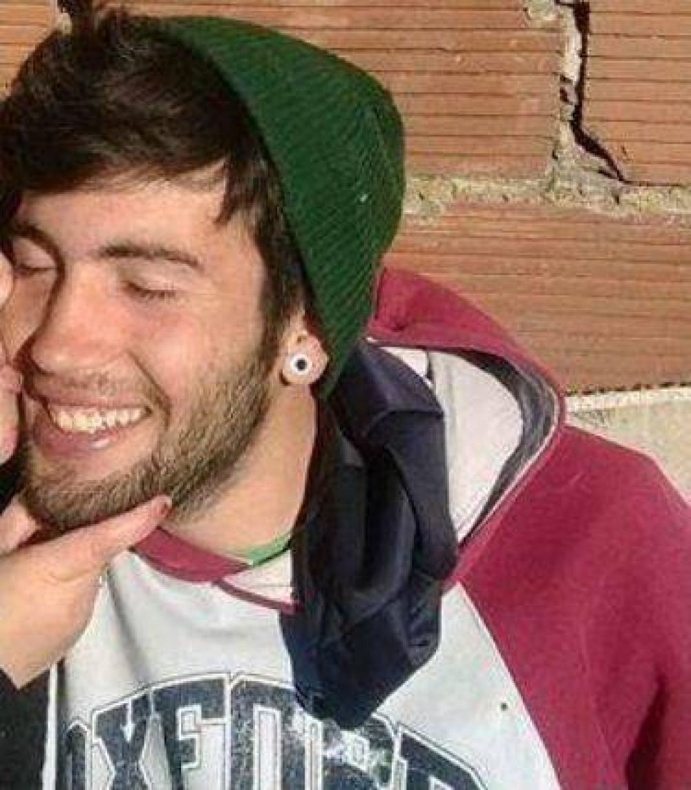 DESESPERADA B�SQUEDA DE UN JOVEN MARPLATENSE