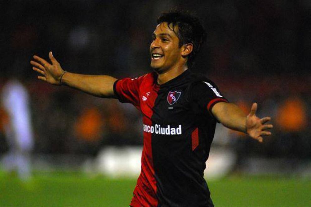 Newell�s venci� a Estudiantes, es �nico escolta y se anima a so�ar