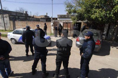 Una docena de detenidos por portaci�n de armas de fuego