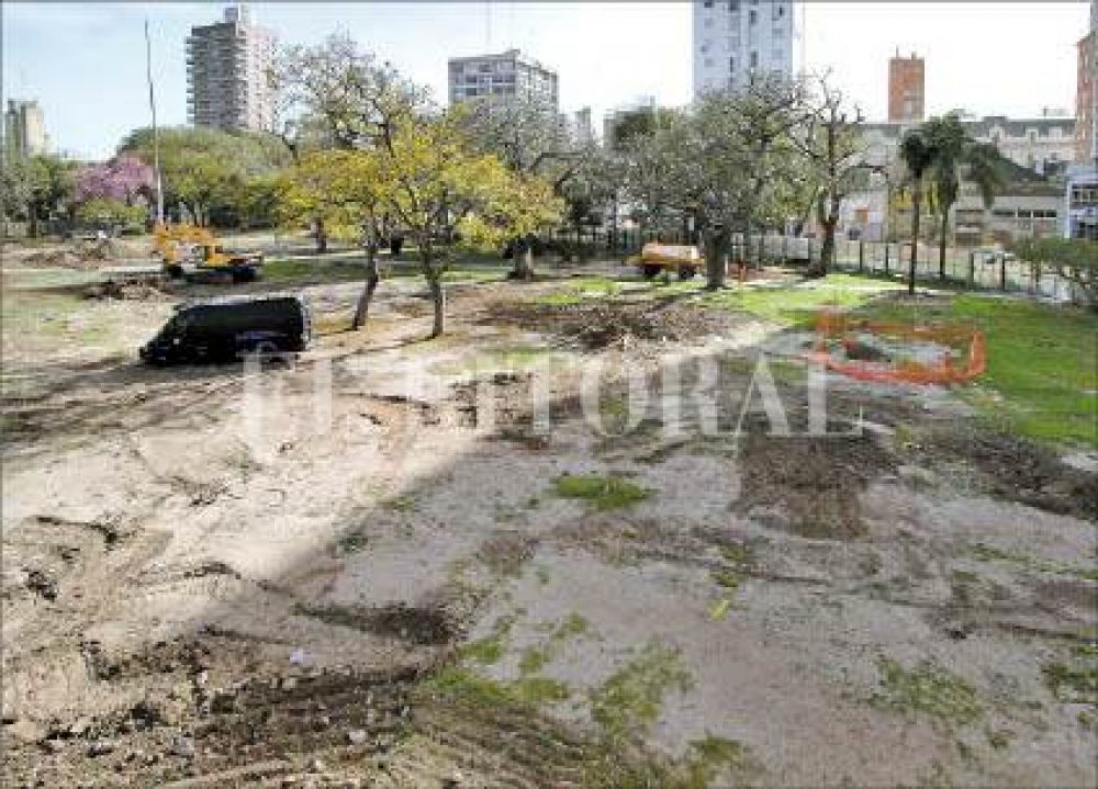 Parque Alberdi: comienzan las excavaciones en el terreno