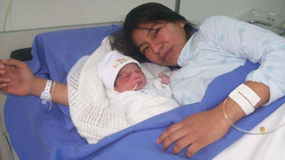 Naci el primer beb en nueva Maternidad